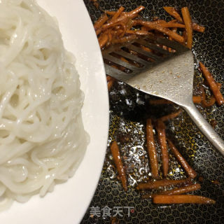 酸辣米粉的做法步骤：8