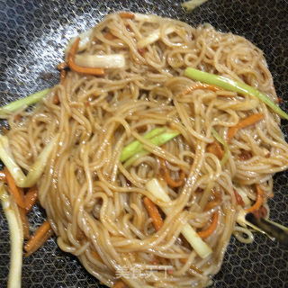 酸辣米粉的做法步骤：10