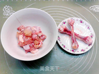 香菇土豆蒸鸡腿的做法步骤：3