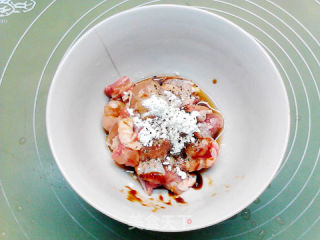 香菇土豆蒸鸡腿的做法步骤：4