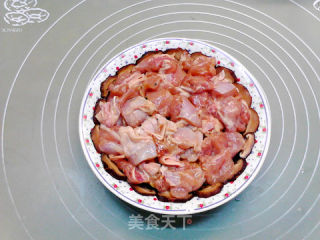 香菇土豆蒸鸡腿的做法步骤：8