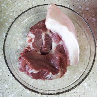 茴香肉包的做法步骤：2