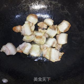 五花肉炒蒜苗的做法步骤：5