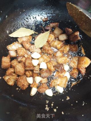 家庭版红烧肉的做法步骤：9