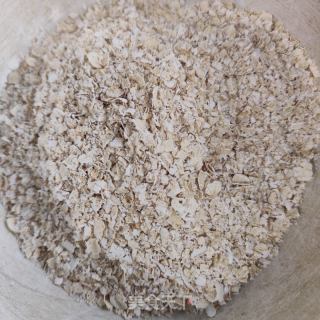 燕麦鸡蛋时蔬饼的做法步骤：1