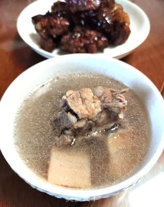 莲藕花生排骨汤的做法步骤：7