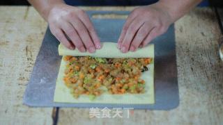 【滋味】铺、卷、蒸！简单几步教你自制鸡肉卷的做法步骤：5