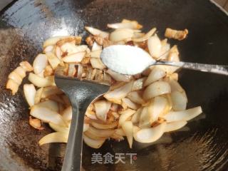 五花肉炒洋葱的做法步骤：9