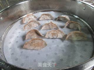 咸菜鸡蛋馅荞麦蒸饺的做法步骤：8