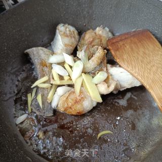 红烧鳕鱼的做法步骤：9