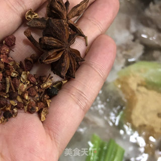 炖梅花肉（一肉三吃）的做法步骤：4