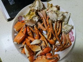 香辣蟹的做法步骤：1