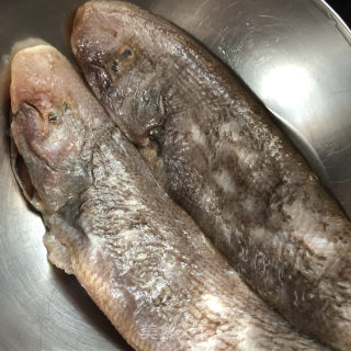 蒸龙利鱼的做法步骤：1