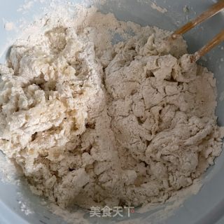 韭菜鸡蛋滋卷的做法步骤：1