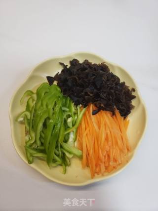 酸甜鲜香下饭菜～鱼香鸡丝的做法步骤：3