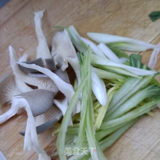 鸡杂荞麦面的做法步骤：7