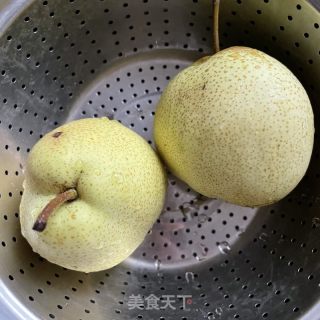蜜梨银耳汤的做法步骤：2