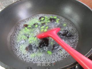黑木耳毛豆炒佛手瓜的做法步骤：7