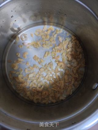 韭菜海米鸡蛋羹的做法步骤：1