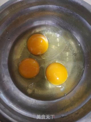 韭菜海米鸡蛋羹的做法步骤：2