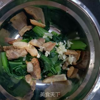 油菜拌油渣的做法步骤：9