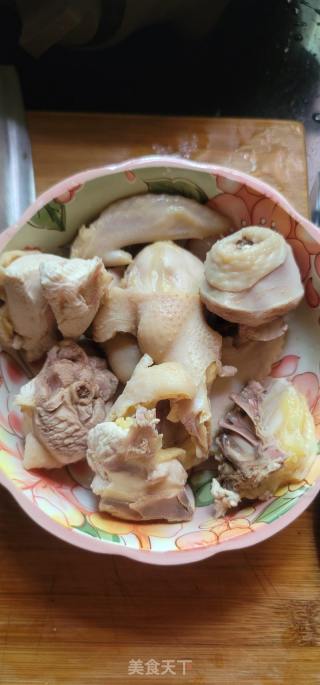 滋补鸡汤的做法步骤：4