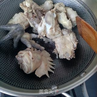 莲藕玉米炖公鸡的做法步骤：12