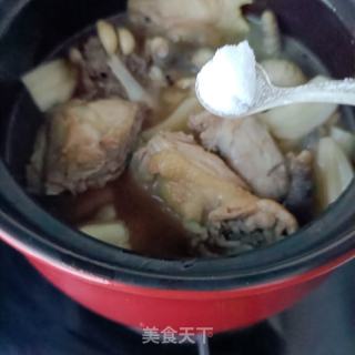 莲藕玉米炖公鸡的做法步骤：18