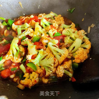 番茄青椒炒菜花的做法步骤：7