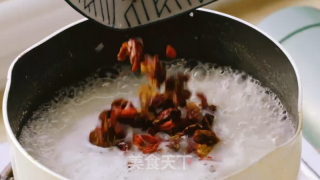 山药牛奶羹的做法步骤：4
