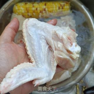 鸡翅花肉烧笋干的做法步骤：2