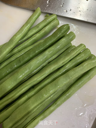 培根彩椒扒玉豆的做法步骤：3