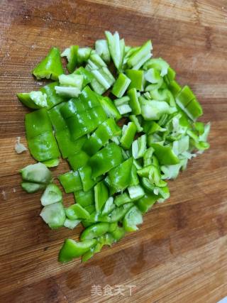 五花肉炖酸菜粉条的做法步骤：5