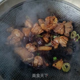 板栗烧鸡腿的做法步骤：16