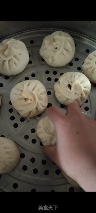 茄子包子的做法步骤：8