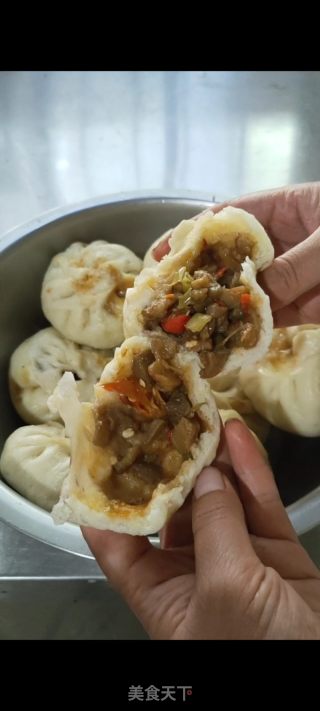 茄子包子的做法步骤：9