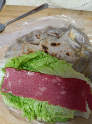 培根生菜卷饼的做法步骤：4