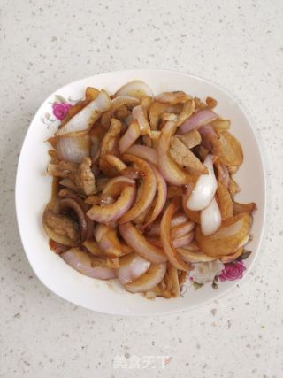 洋葱头炒肉的做法步骤：5