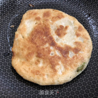 葱花饼的做法步骤：13