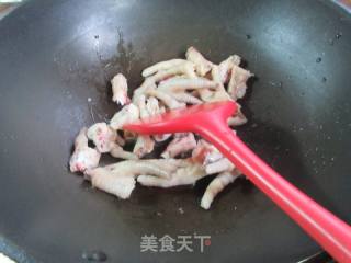 花螺炒鸡爪的做法步骤：5