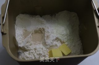 面包机版面包的做法步骤：2