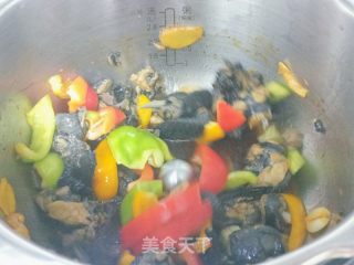 一酱搞定黄焖鸡的做法步骤：9