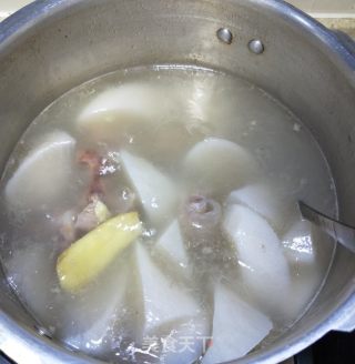 牛腩萝卜汤的做法步骤：11
