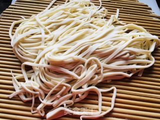 羊肉手工焖面的做法步骤：3