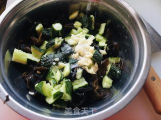 木耳拌黄瓜的做法步骤：6