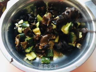木耳拌黄瓜的做法步骤：10