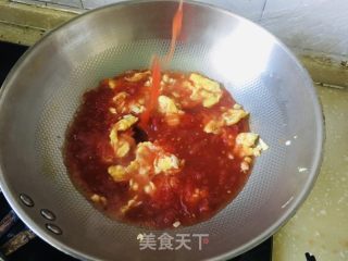 西红柿鸡蛋汤面的做法步骤：3