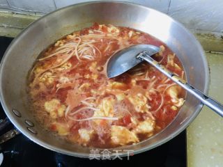 西红柿鸡蛋汤面的做法步骤：5