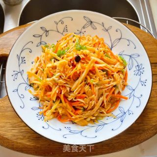 老干妈炒藕丝的做法步骤：10