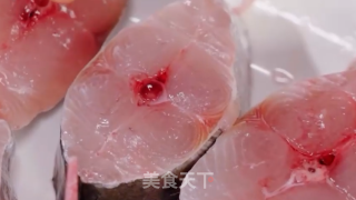香煎马鲛鱼的做法步骤：1
